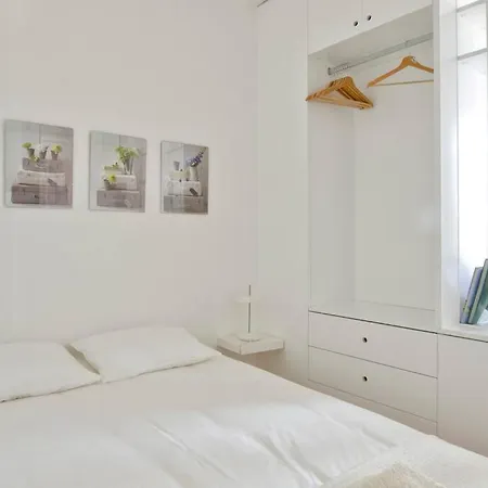 Casa Dos Trigueiros I アパート リスボン